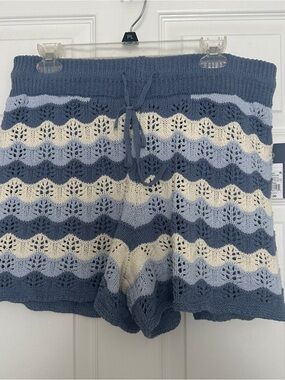 Universal Thread Blue, Light Blue & Cream Knit Wave Lounge Shorts